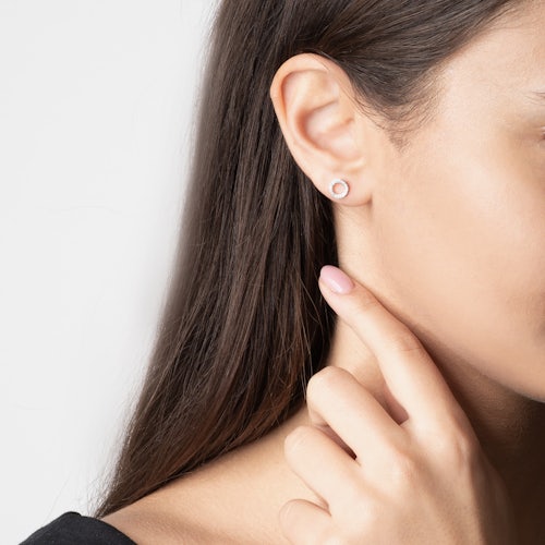 Kolczyki koła Savicki: złote, diamenty